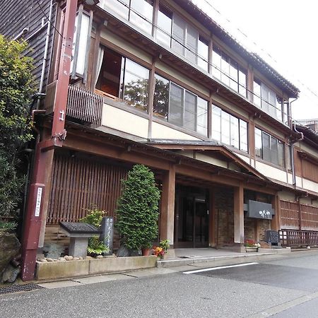 Tsutaya Ryokan Тоёока Экстерьер фото