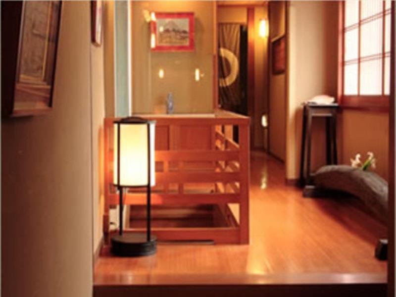 Tsutaya Ryokan Тоёока Экстерьер фото