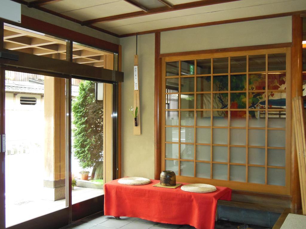 Tsutaya Ryokan Тоёока Экстерьер фото